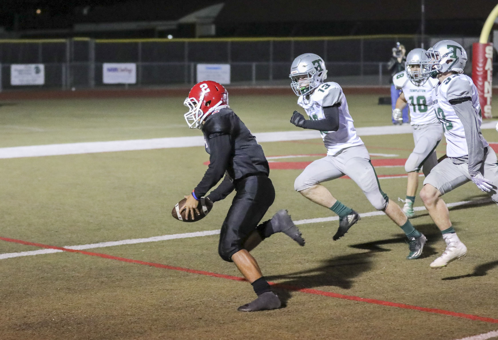 101416 Football- Templeton at Santa Maria05.jpg